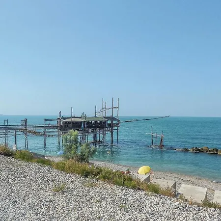 Two-bedroom In Cologna Spiaggia Apartament